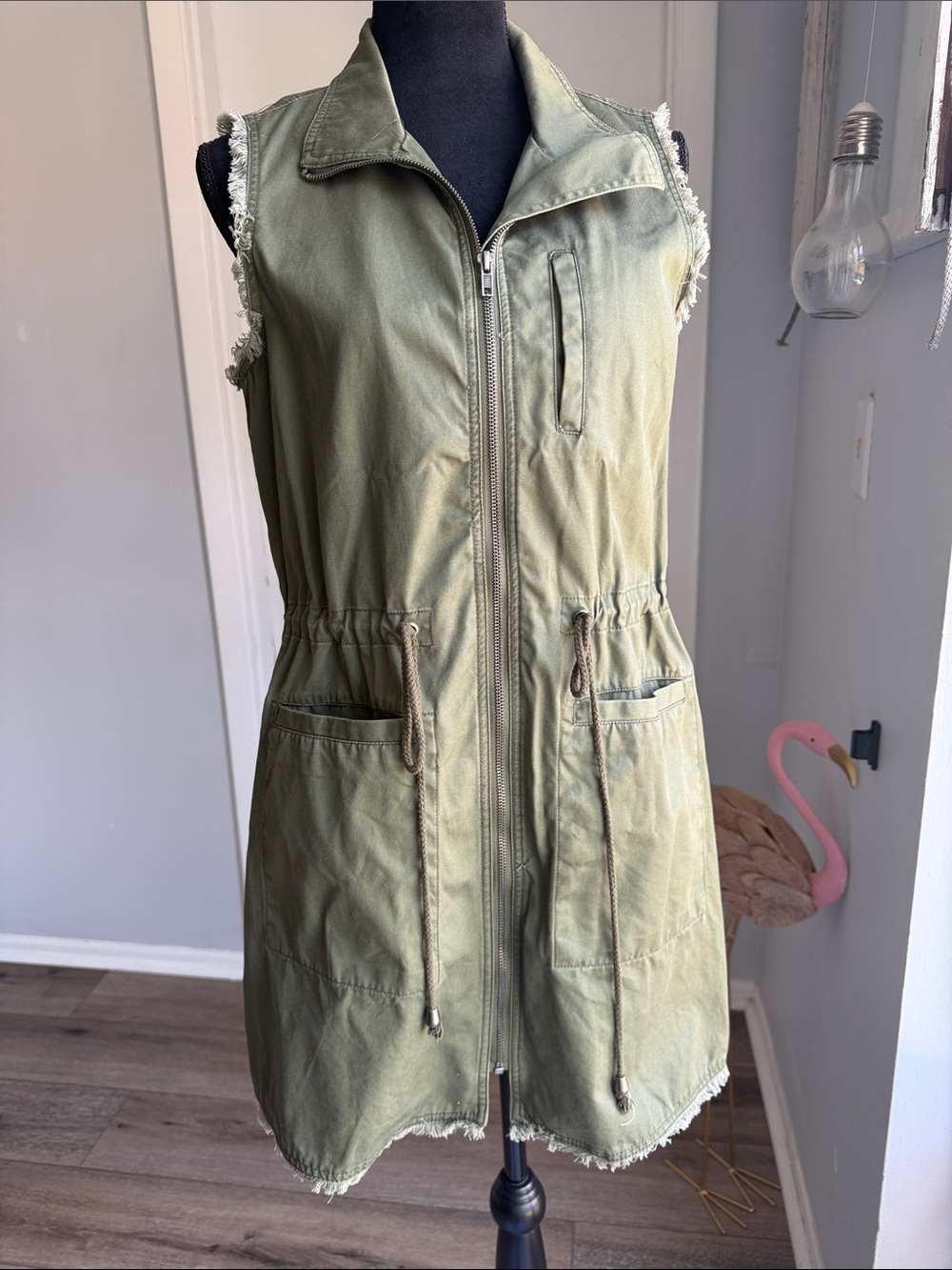 Ro & De Olive Green Sleeveless Drawstring Utility Vest